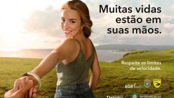 imagem da Campanha de Prevenção de Acidentes, veraneio 2018-2018, com o tema "A vida passa rápido. Não a acelere mais. Muitas vidas estão em suas mãos."