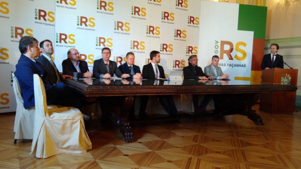 Ordem de reinício das obras contou com a participação do diretor-gerall do Daer.
