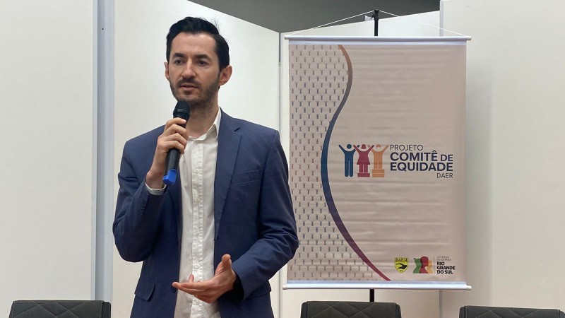 Diretor-Geral Luciano Faustino discursa no evento