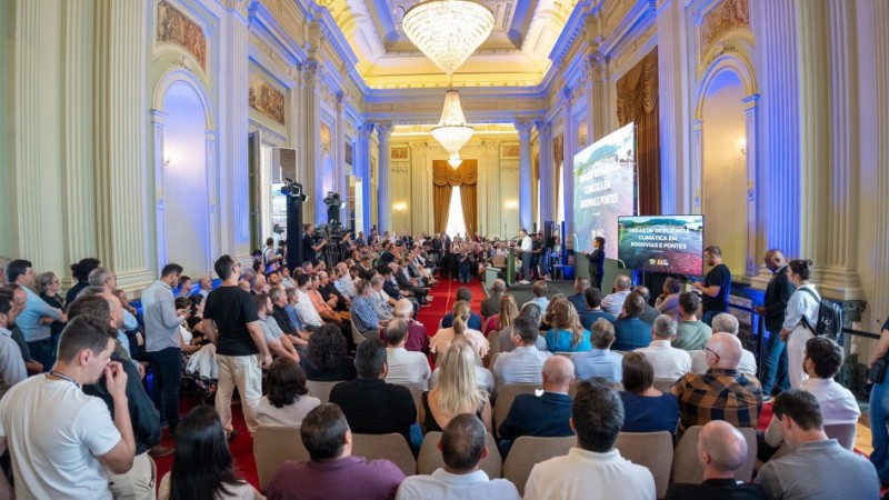 Solenidade foi realizada no Palácio Piratini nesta segunda-feira (20/1)