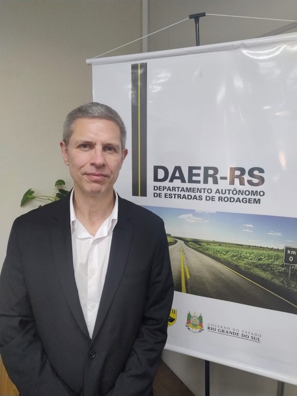 Diretor de Transportes Rodoviário, engenheiro civil Fabiano de Oliveira Pereira